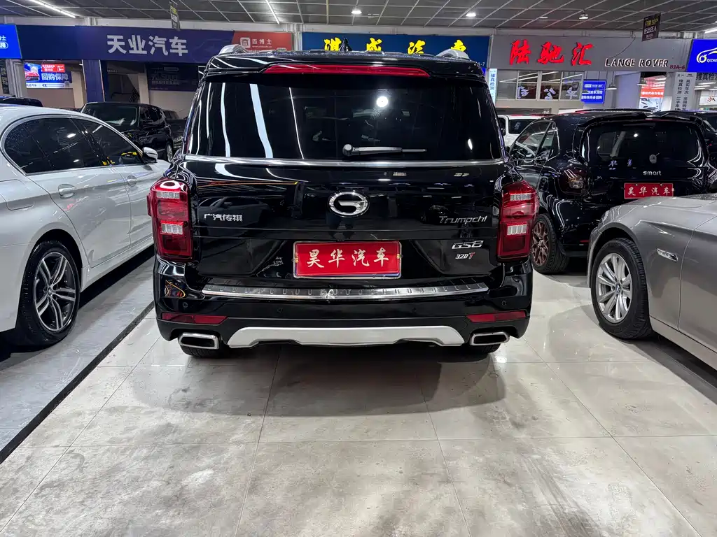 GAC Trumpchi GS8 2017 320T 2WD Luxury Smart Connect Edition (7-Seater)