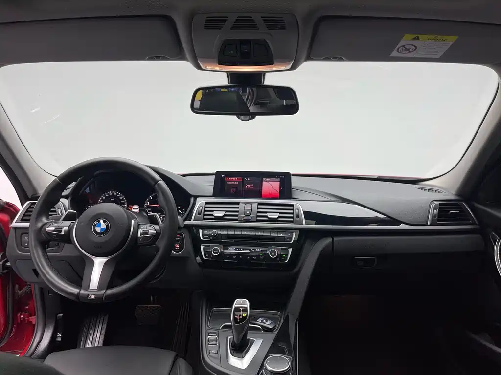 BMW 3 Series 2018 320Li Leading Edition M Sport Package
