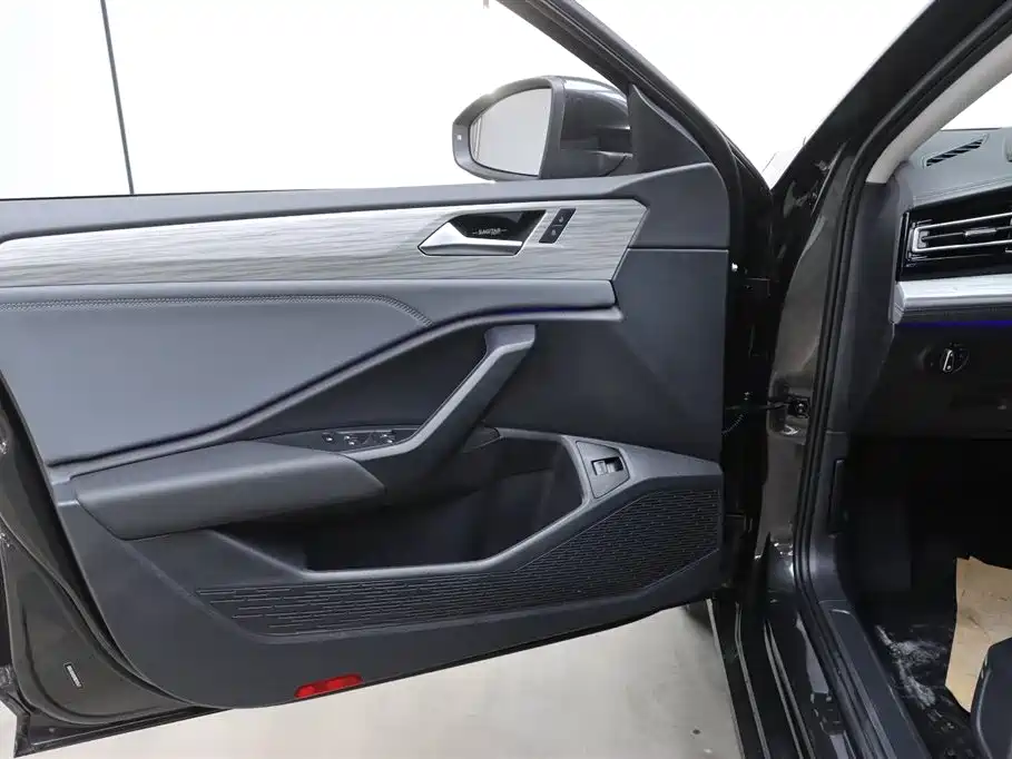 Volkswagen Sagitar 2026 30 Million Units Special Edition 300TSI DSG Beyond Edition