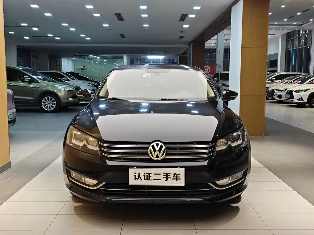 Volkswagen Passat 2015 1.8TSI DSG Yuzun Edition
