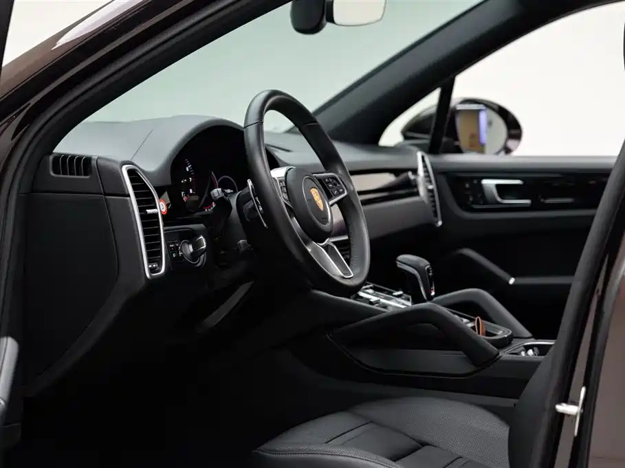 Porsche Cayenne 2019 3.0T