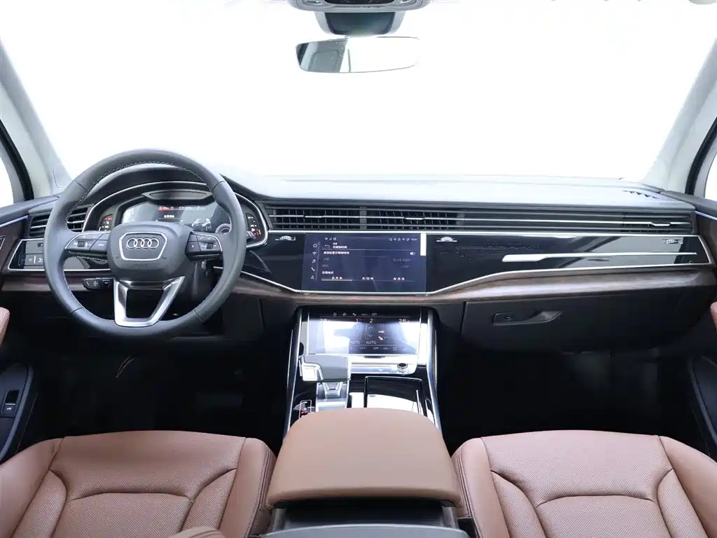 Audi Q7 2025 55 TFSI quattro S line Black Warrior Edition