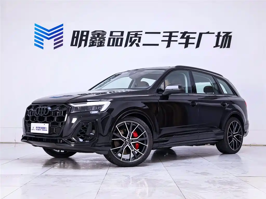 Audi Q7 2025 55 TFSI quattro S line Black Warrior Edition