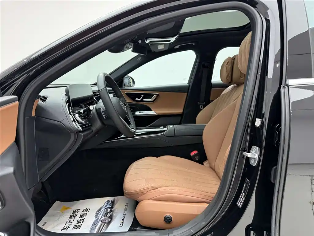 Mercedes-Benz E-Class 2024 E 260 L