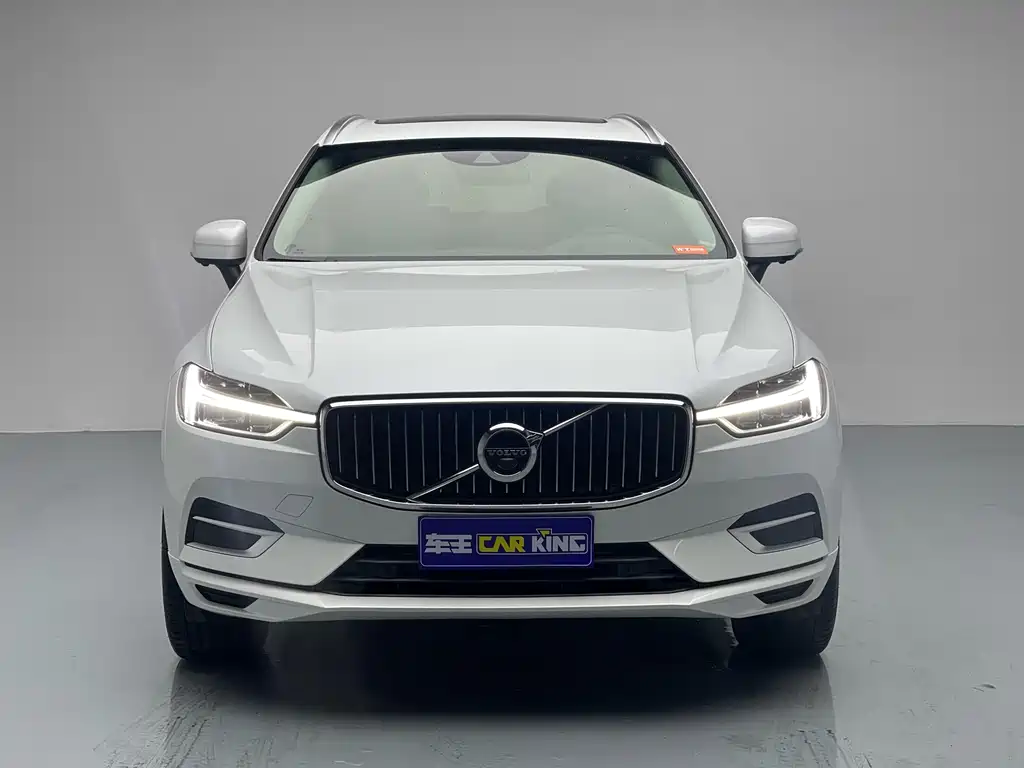 Volvo XC60 2020 T5 AWD Momentum Luxury Edition