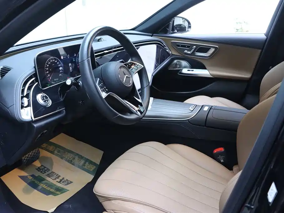 Mercedes-Benz E-Class 2024 E 300 L Luxury