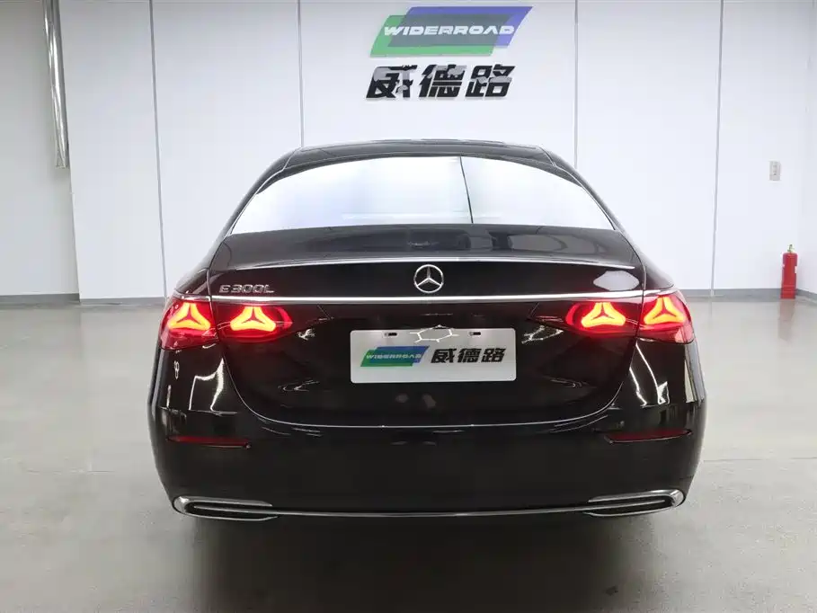 Mercedes-Benz E-Class 2024 E 300 L Luxury
