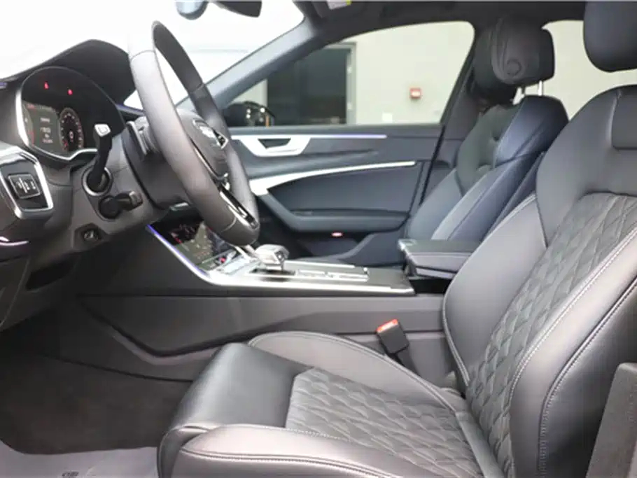Audi A6L 2025 45 TFSI quattro