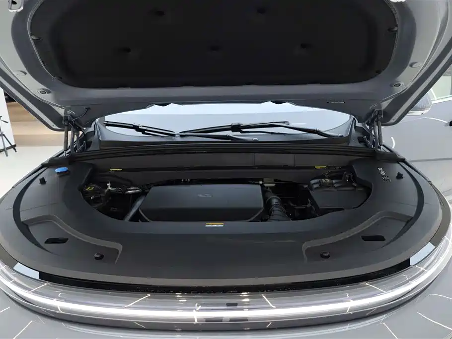 Li Auto L7 2025 Max Smart Refresh Edition