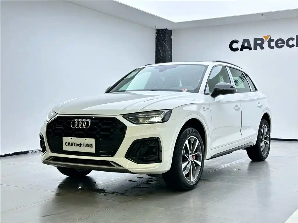 Audi Q5L 2024 40 TFSI Luxury Dynamic Edition