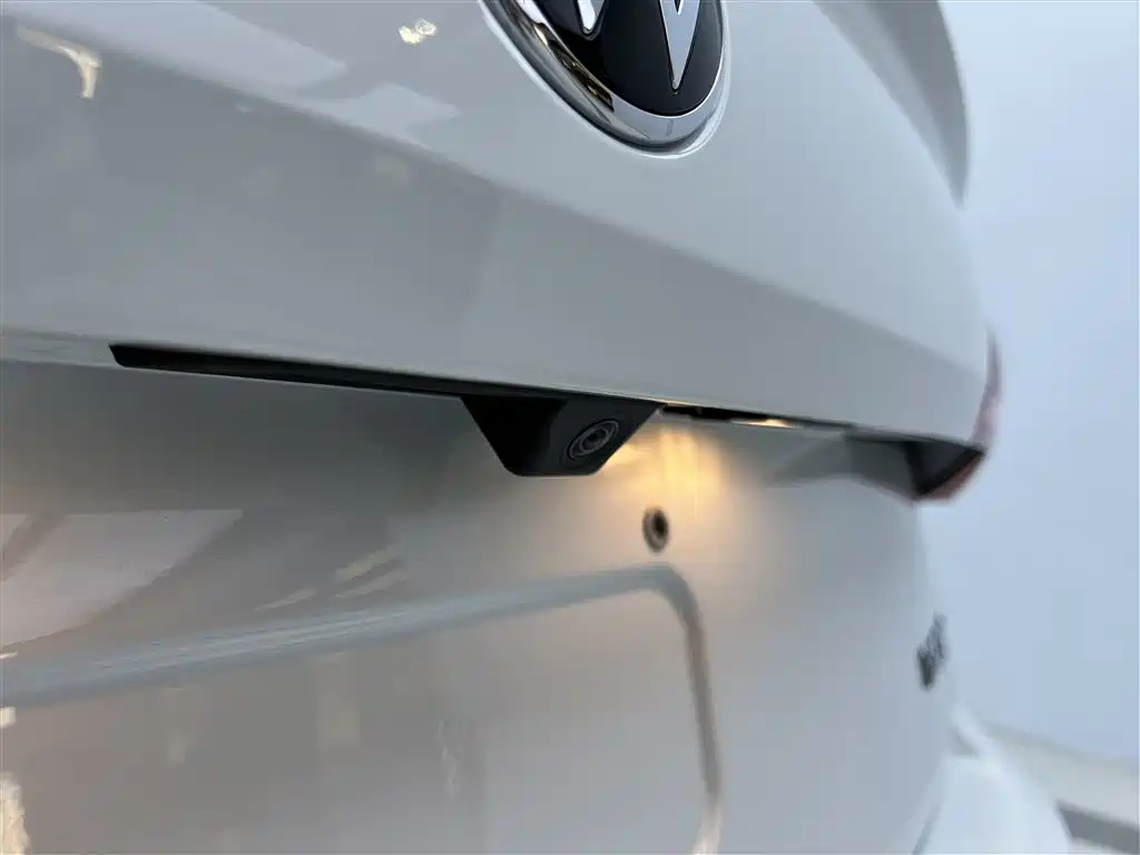 Bora 2025 Facelift 200TSI DSG Yuexing Navigation Edition