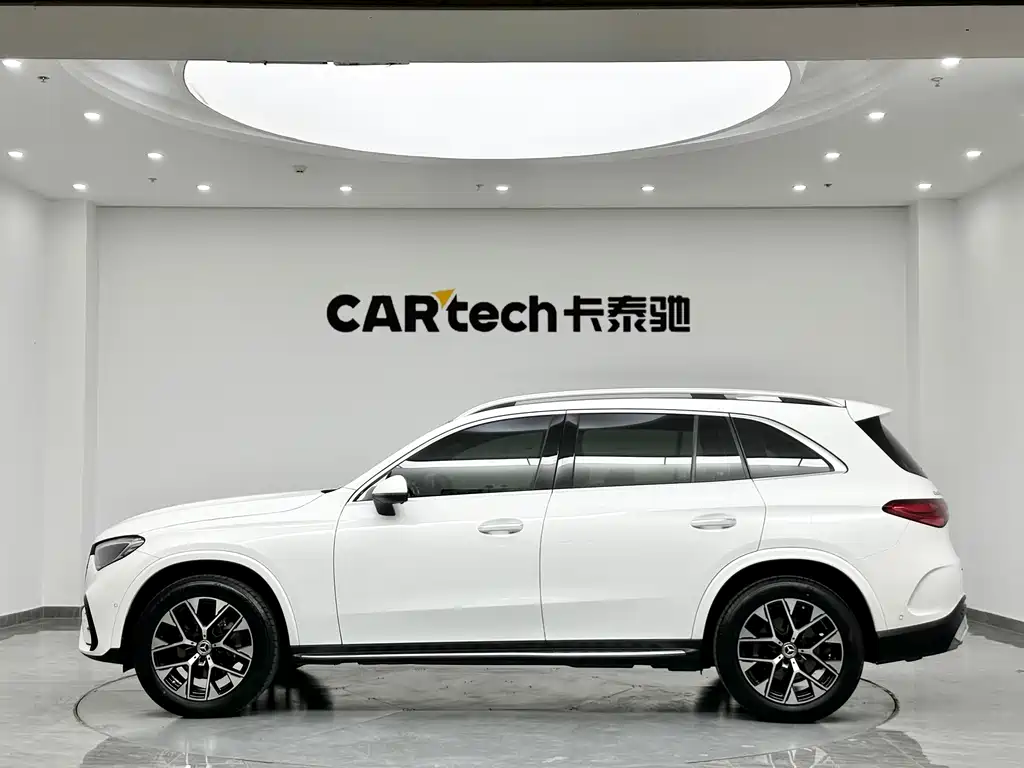 Mercedes-Benz GLC 260 L 4MATIC Luxury 5-seater