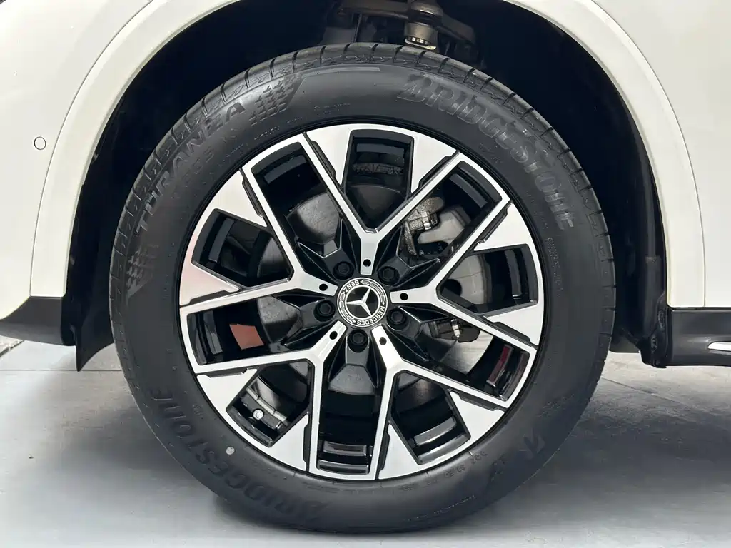 Mercedes-Benz GLC 260 L 4MATIC Luxury 5-seater
