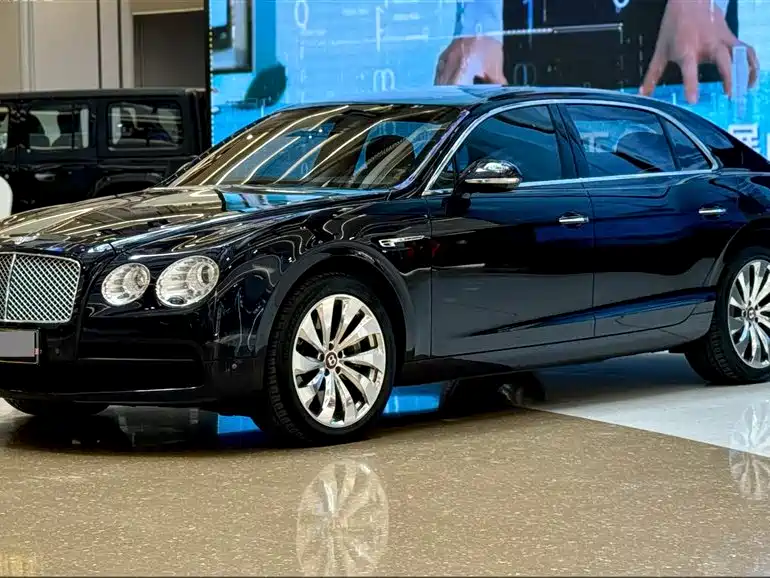 Bentley Flying Spur 2017 4.0T V8 Standard Edition