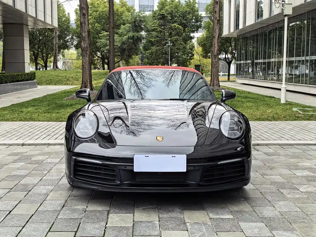 Porsche 911 Targa 4 3.0T