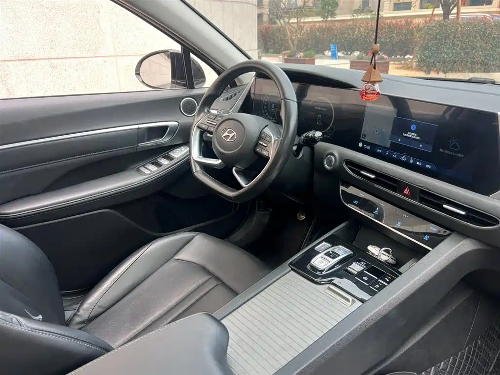 Sonata 2022 270TGDi DCT 20th Anniversary Edition