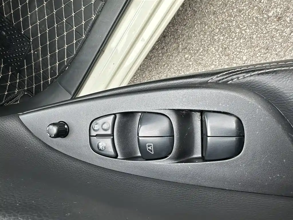 Nissan Tiida 2021 1.6L CVT Intelligent Edition