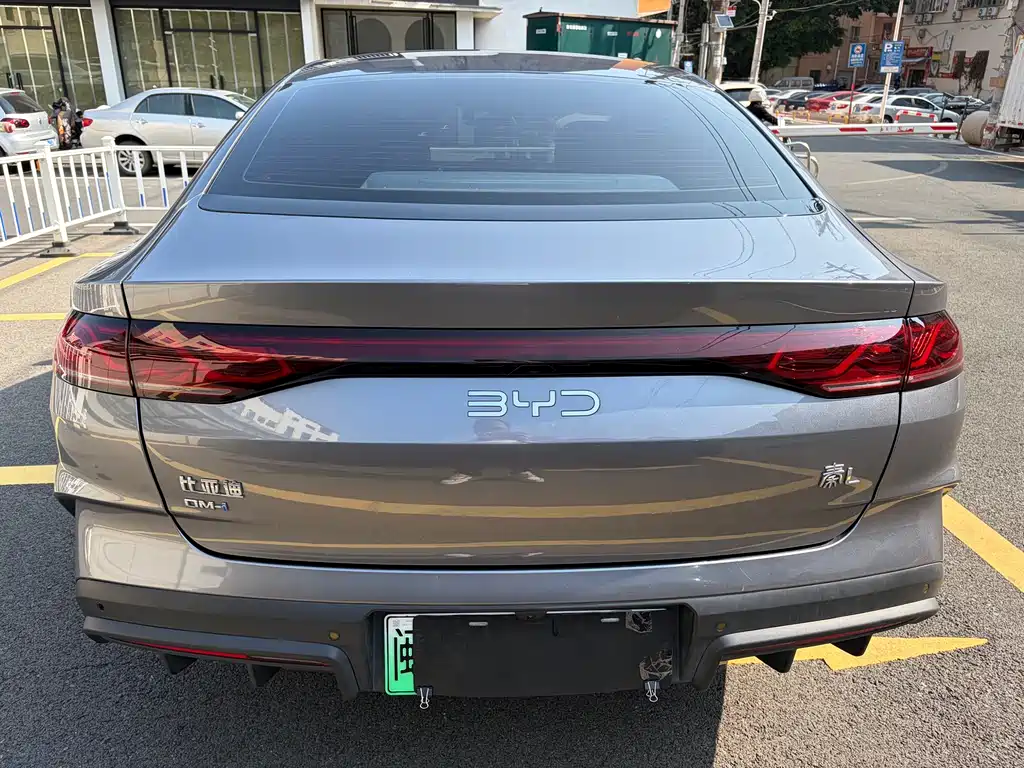 BYD Qin L 2024 DM-i 80KM Beyond Edition