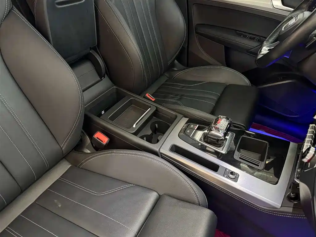 Audi Q5L 2022 40 TFSI Fashion Dynamic