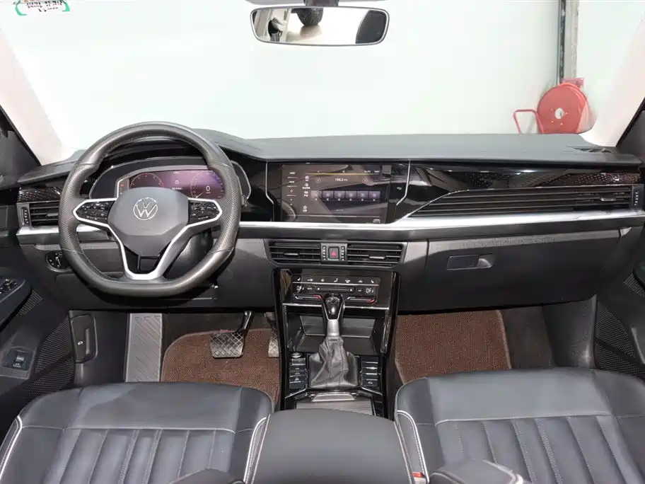 Volkswagen Passat 2023 Facelift 330TSI Elite Edition