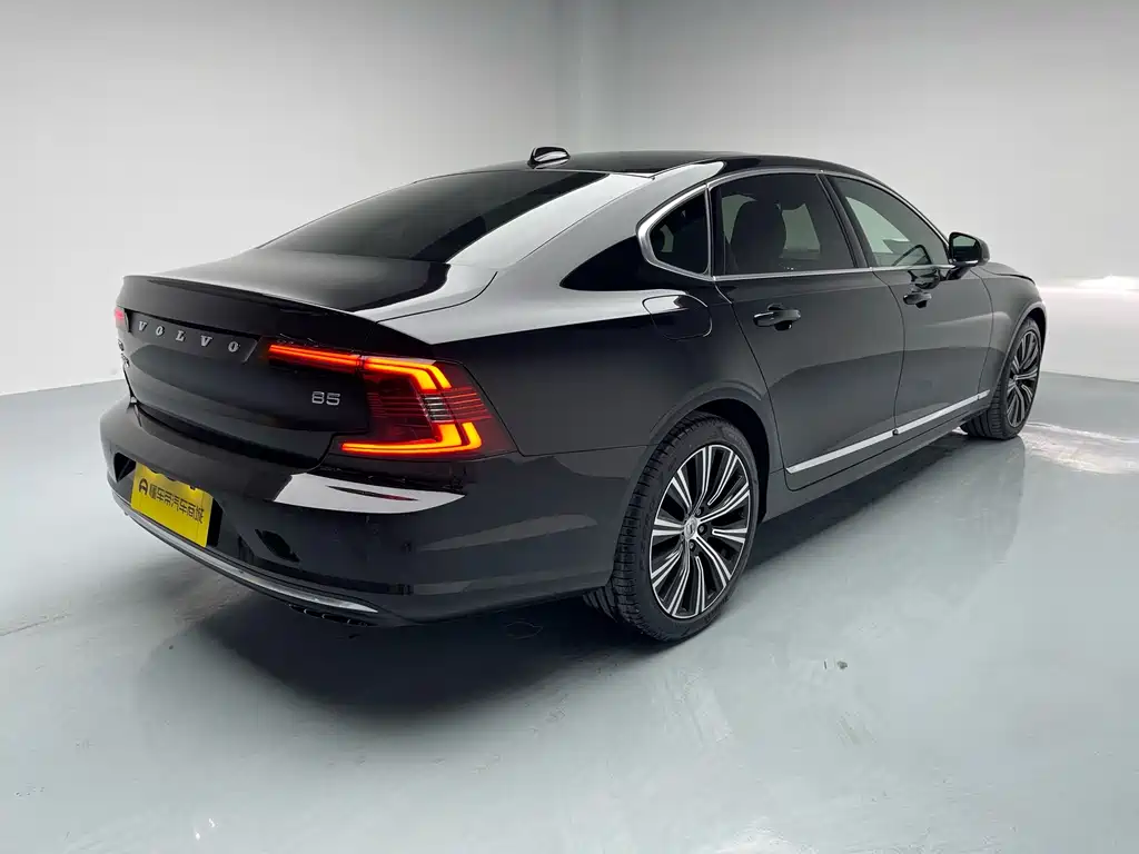 Volvo S90 2025 B5 Inscription