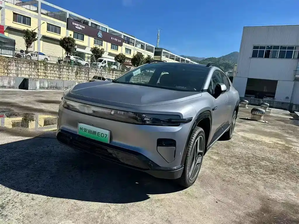 Deepal E07 2025 BEV AWD 90kWh Pro