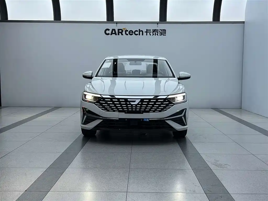 Jetta VA7 2025 1.4T Automatic Tingquan Edition