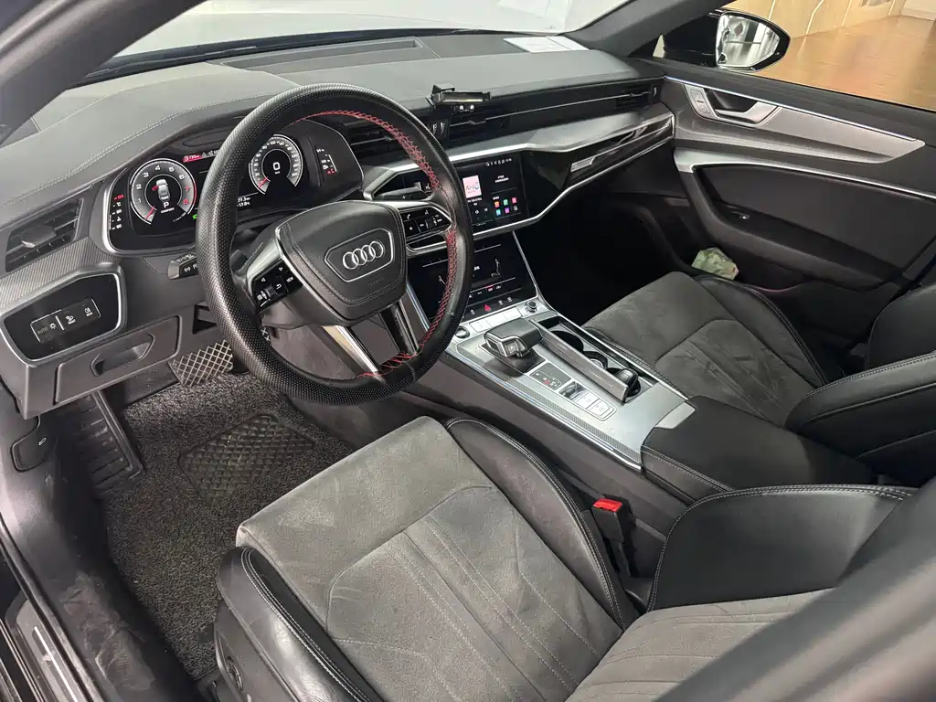 Audi A6L 2023 45 TFSI quattro S line