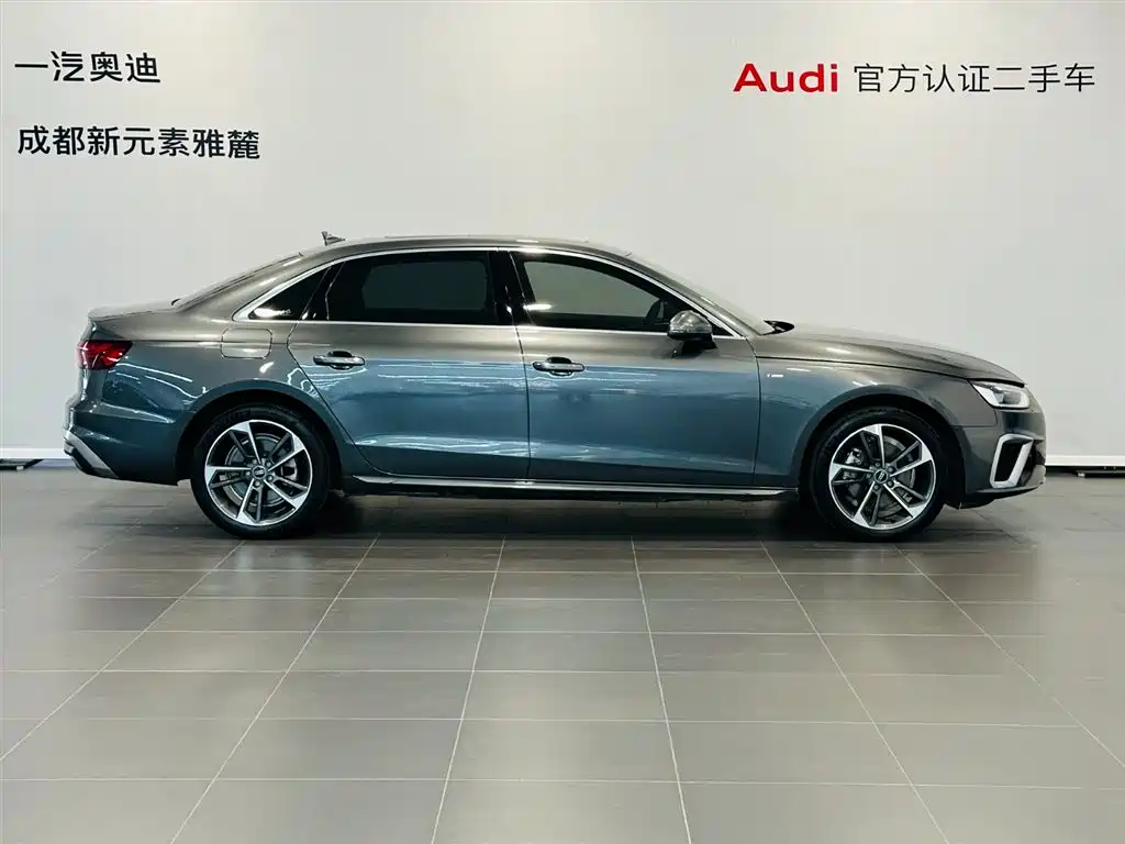 Audi A4L 2022 40 TFSI Fashion Dynamic Edition