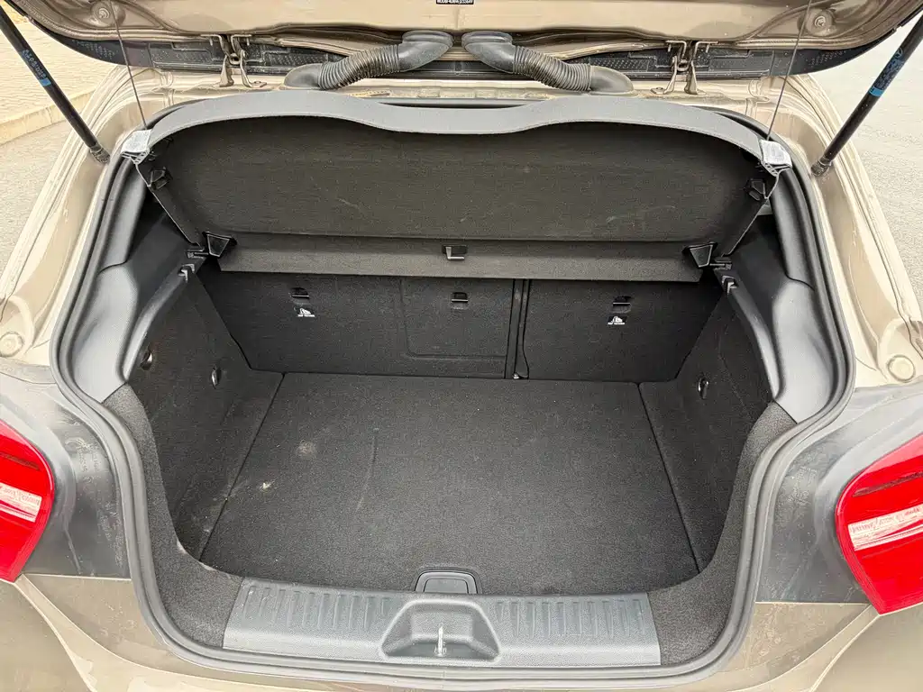 Mercedes-Benz A-Class 2013 A 200 Urban