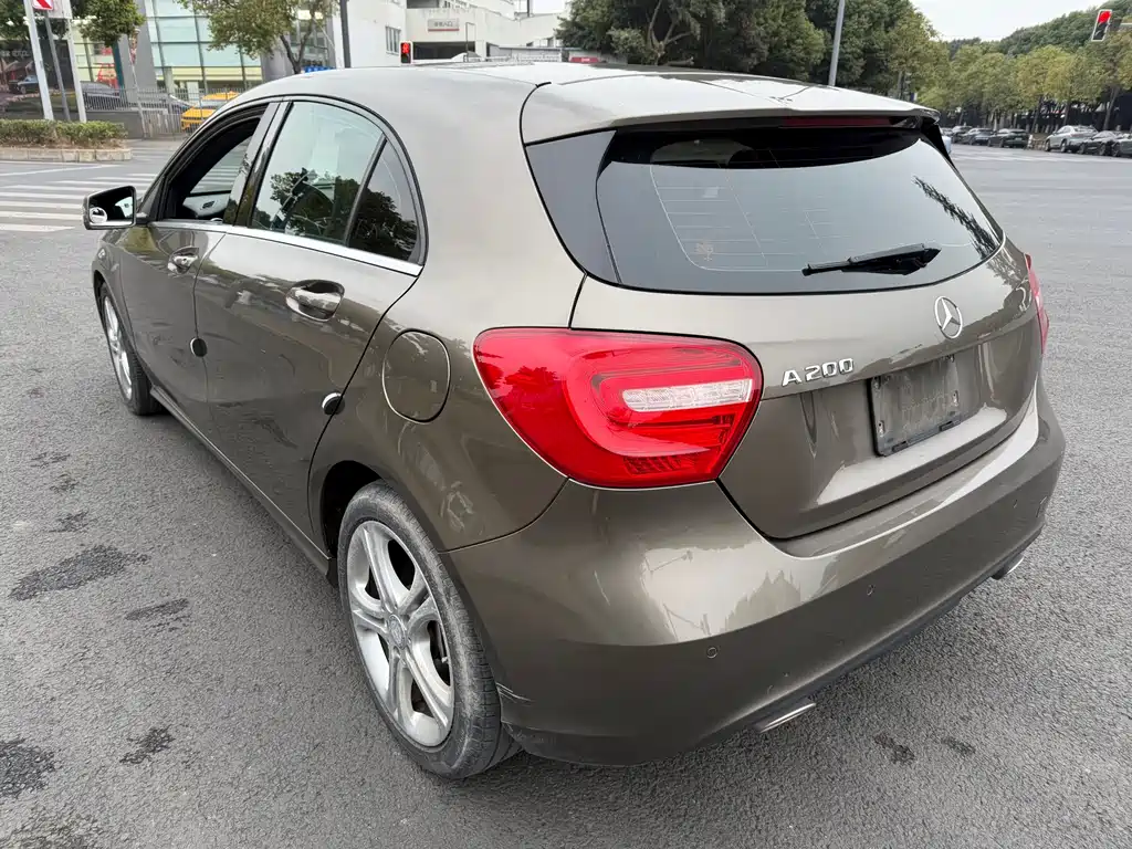 Mercedes-Benz A-Class 2013 A 200 Urban