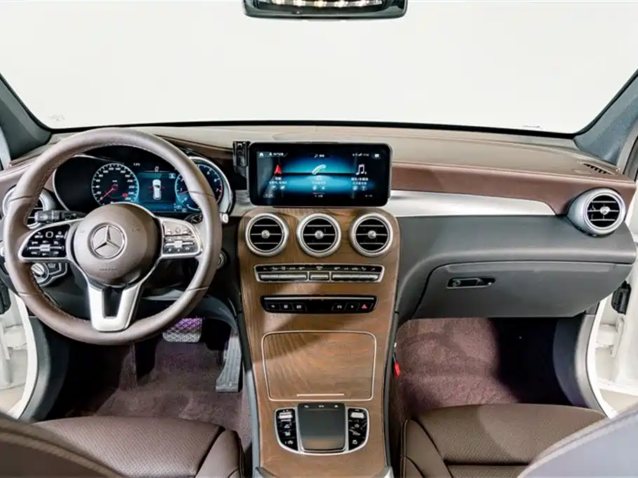 Mercedes-Benz GLC 300 L 4MATIC Dynamic Edition