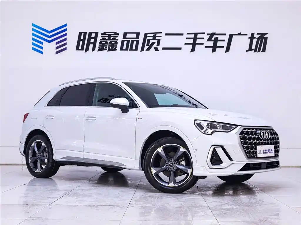 Audi Q3 35 TFSI S line