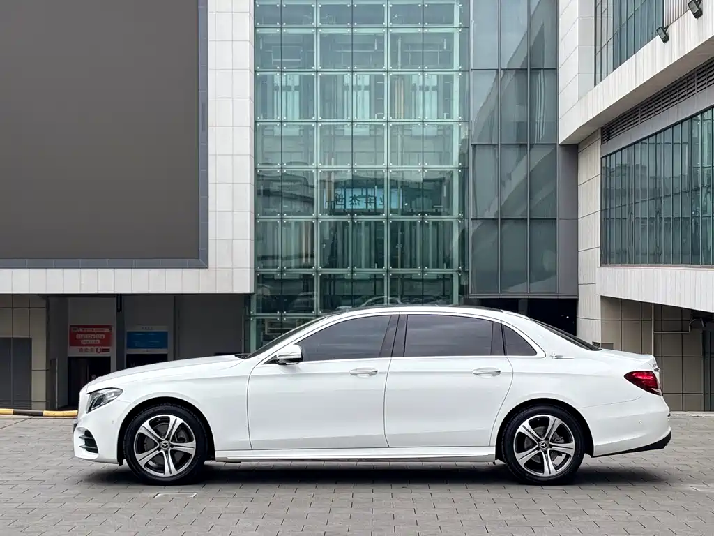 Mercedes-Benz E-Class 2020 E 260 L Sport