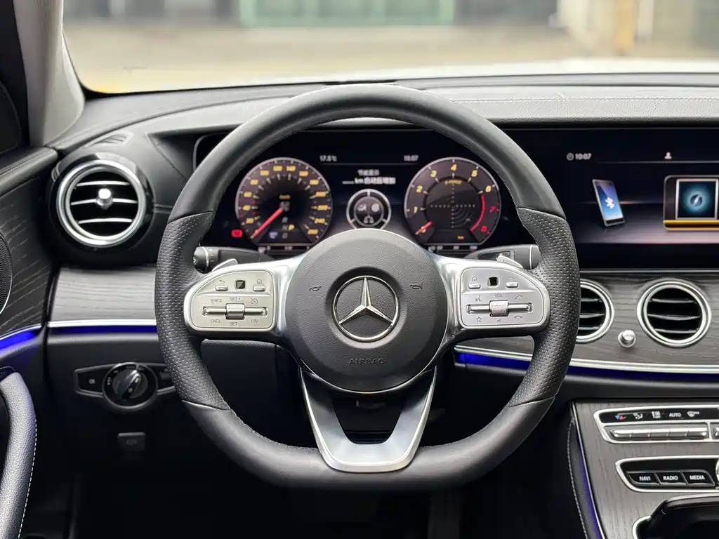 Mercedes-Benz E-Class 2020 E 260 L Sport