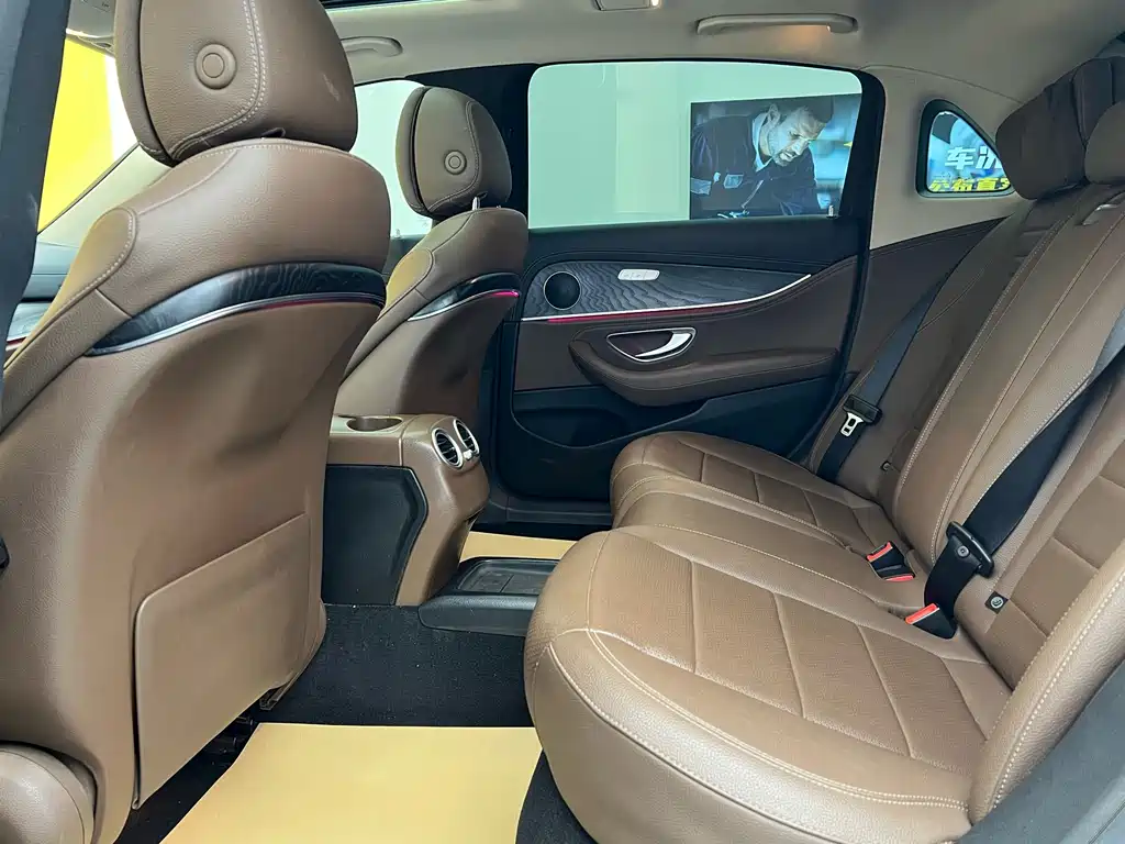 Mercedes-Benz E-Class 2019 E 260 L Sport