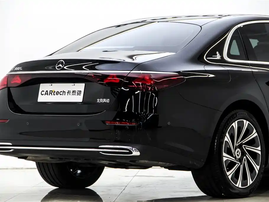 Mercedes-Benz E-Class 2025 E 300 L Luxury