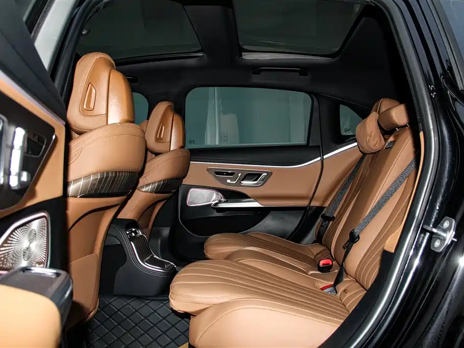 Mercedes-Benz E-Class 2025 E 300 L Luxury