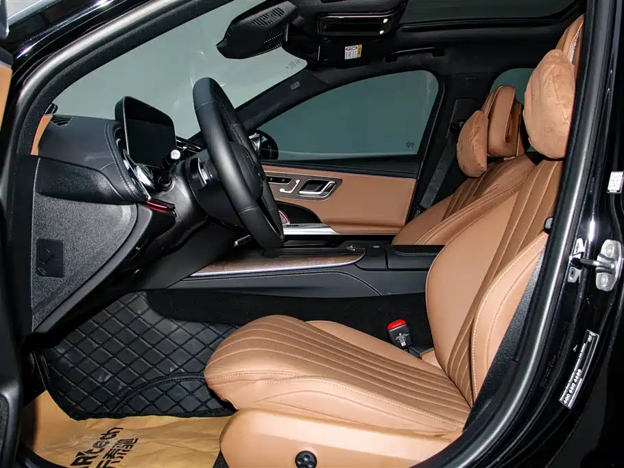 Mercedes-Benz E-Class 2025 E 300 L Luxury