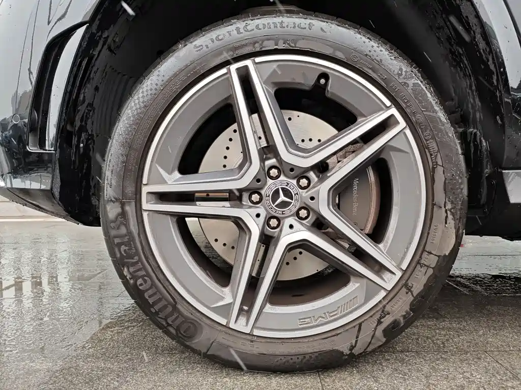 Mercedes-Benz GLS 450 4MATIC