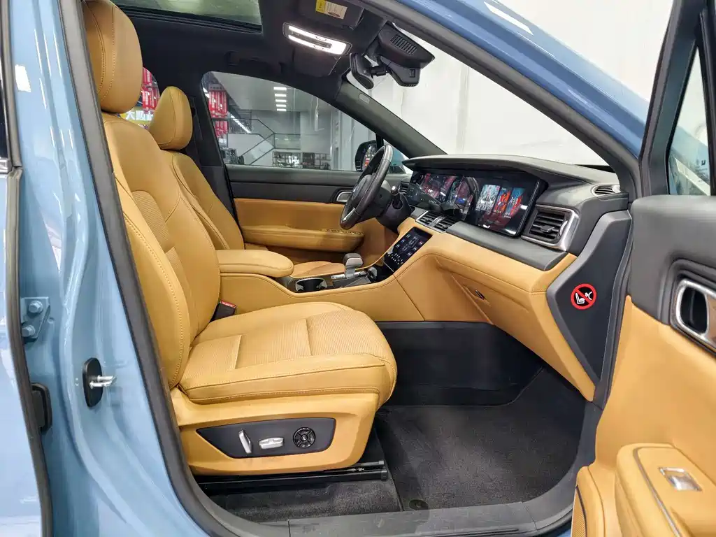 Li ONE 2021 Extended Range 6-Seater Edition