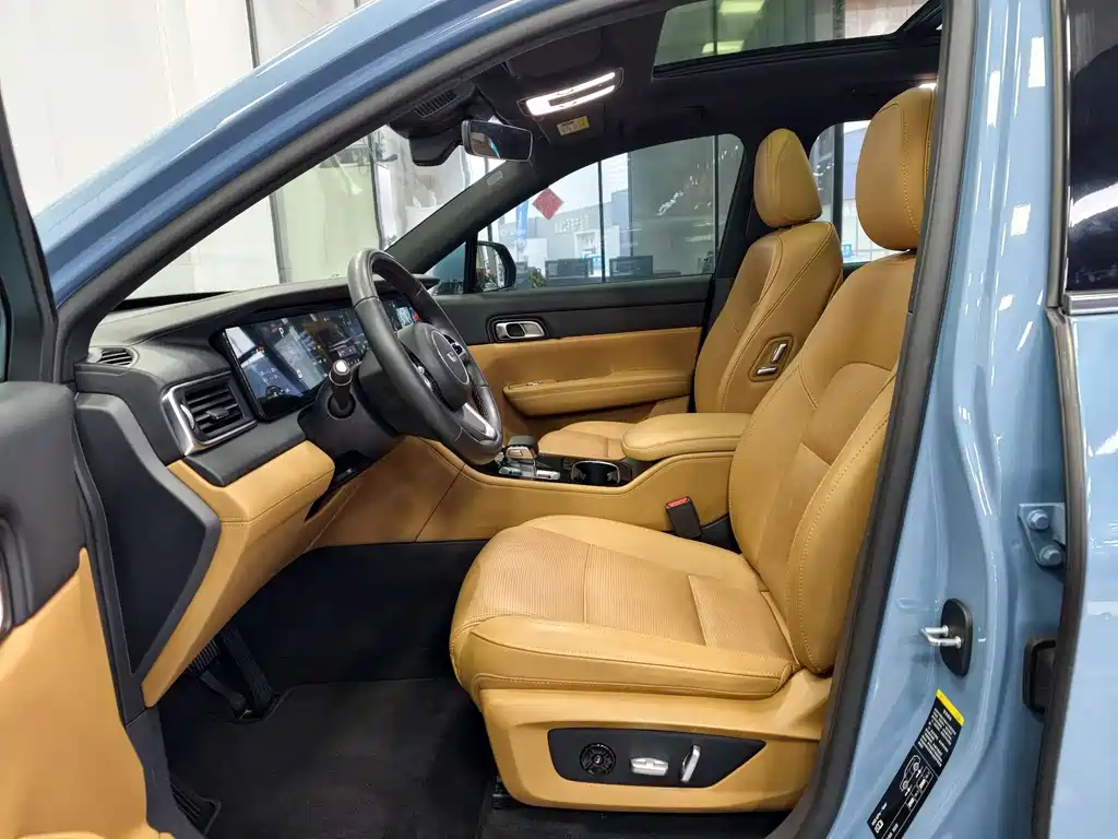 Li ONE 2021 Extended Range 6-Seater Edition