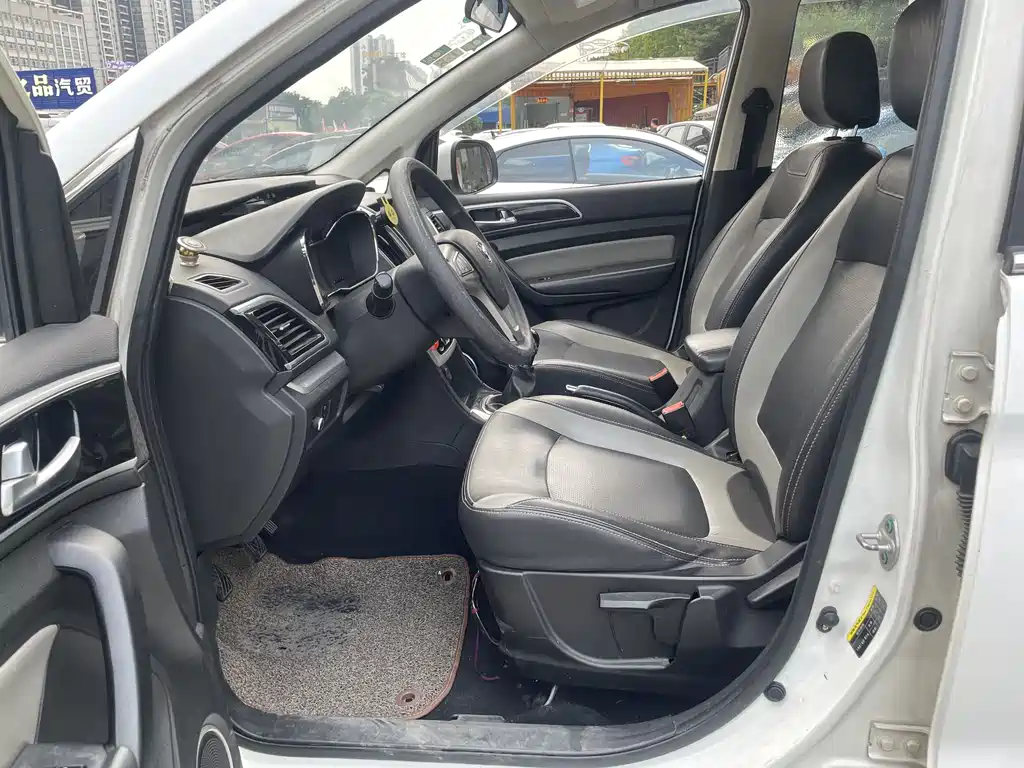 BAIC Huansu H3 2015 1.5L Manual Luxury