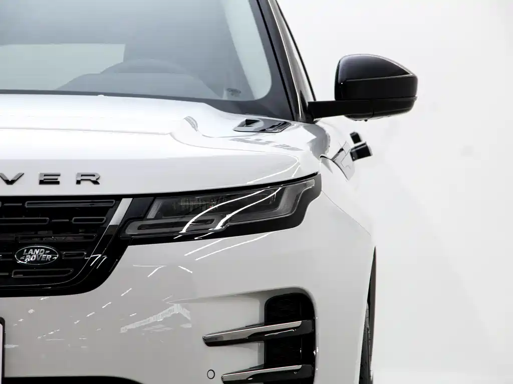Range Rover Evoque L 2024 SE