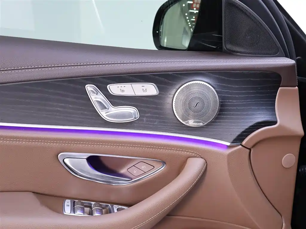 Mercedes-Benz E-Class 2022 E 300 L Luxury