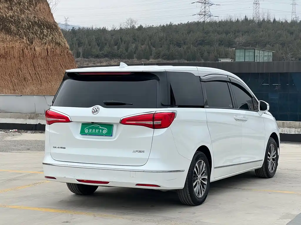 Buick GL8 2018 ES 28T Flagship China VI