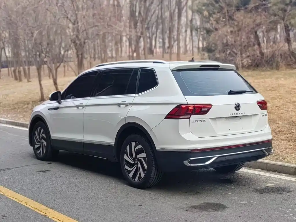 Tiguan L 2022 330TSI FWD Smart Edition