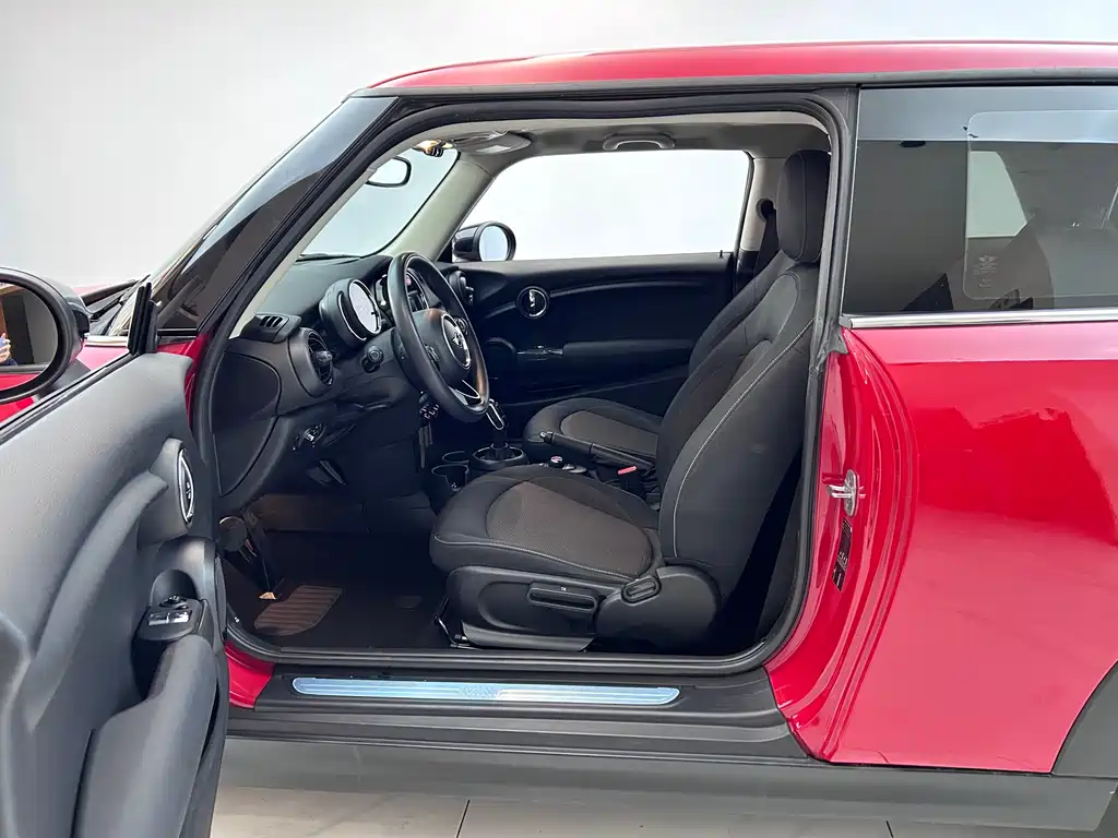 MINI 2021 1.5T ONE