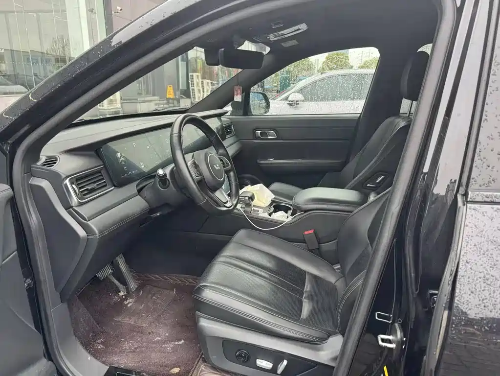 Li ONE 2020 Extended-Range 6-Seater