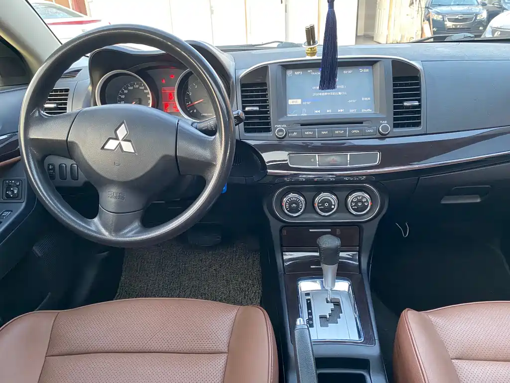 Mitsubishi Lancer EX 2013 1.8L Automatic Luxury Edition China IV
